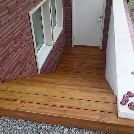 Modern Cozy With Free Parking