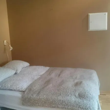 Modern Cozy With Free Parking